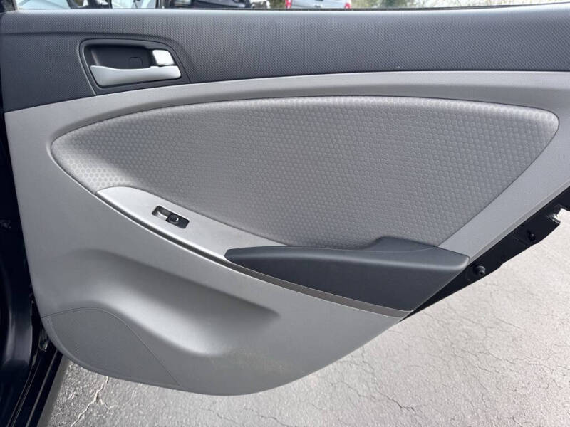 2015 Hyundai Accent Sport