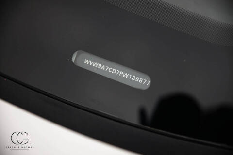 2023 Volkswagen Golf GTI 40th Anniversary Edition