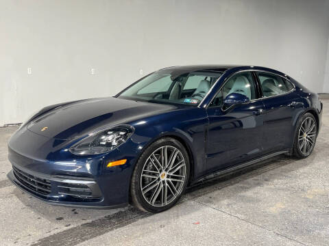 2017 Porsche Panamera