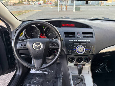 2010 Mazda MAZDA3 i Touring