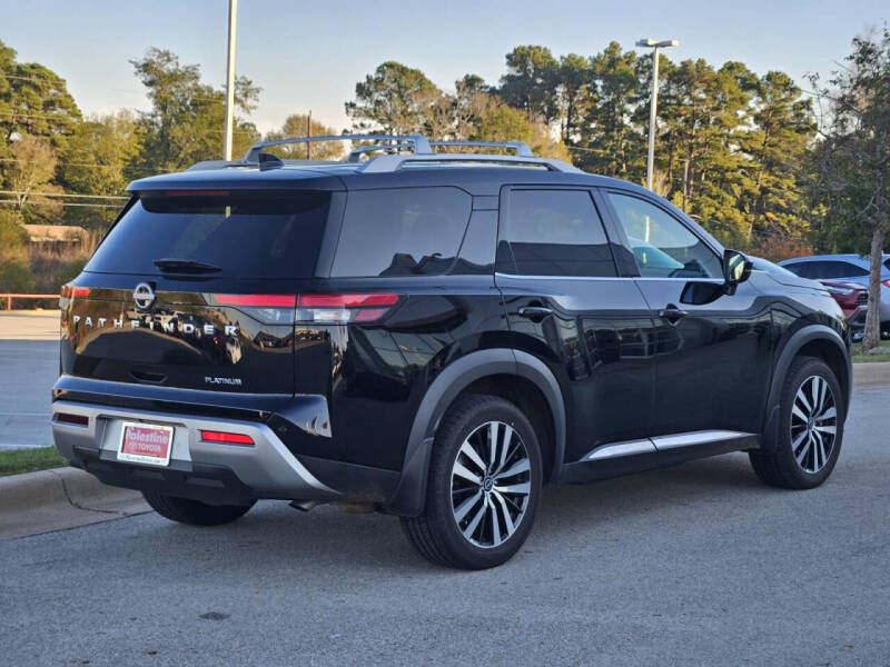 2024 Nissan Pathfinder Platinum