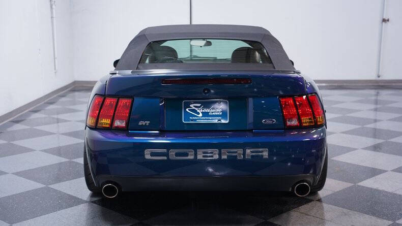 2004 Ford Mustang SVT Cobra