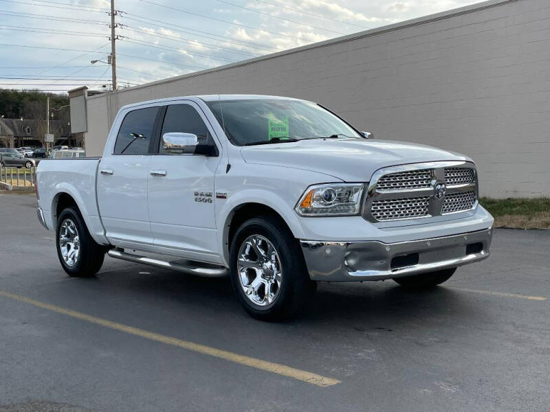 Used 2017 RAM Ram 1500 Pickup Laramie with VIN 1C6RR7NT1HS844077 for sale in Knoxville, TN