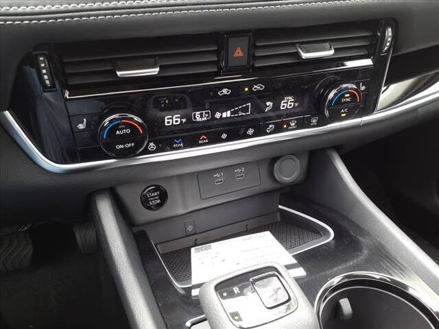 2024 Nissan Rogue SL