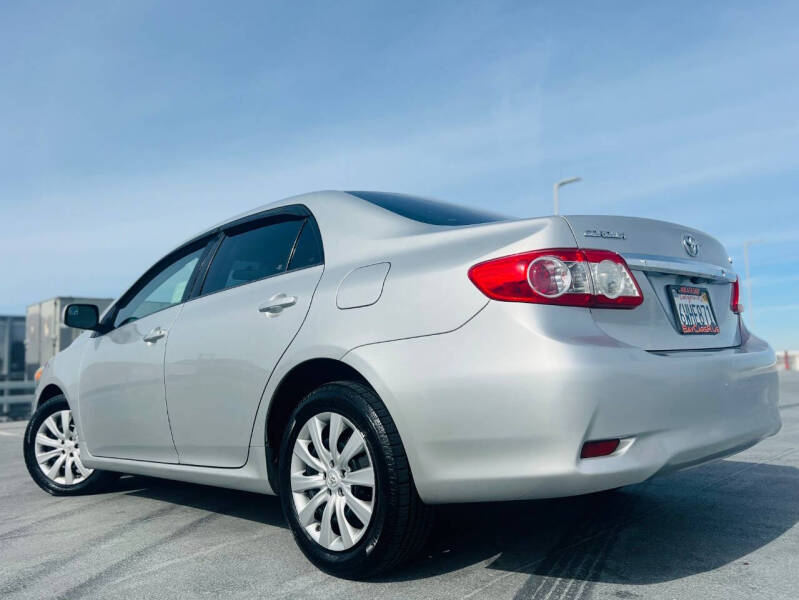 2012 Toyota Corolla S photo 5