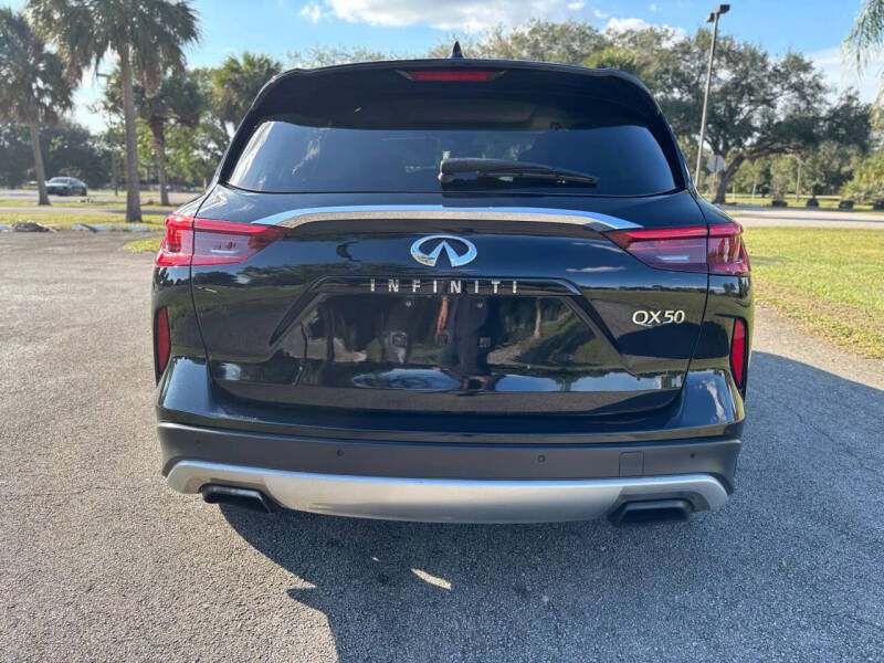 2019 Infiniti QX50 Essential