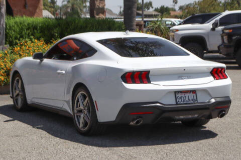 2025 Ford Mustang EcoBoost