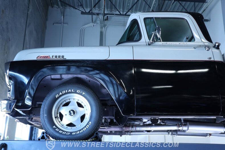 1957 Ford F-100