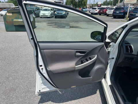 2011 Toyota Prius One