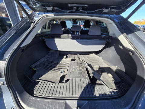 2024 Toyota Venza LE