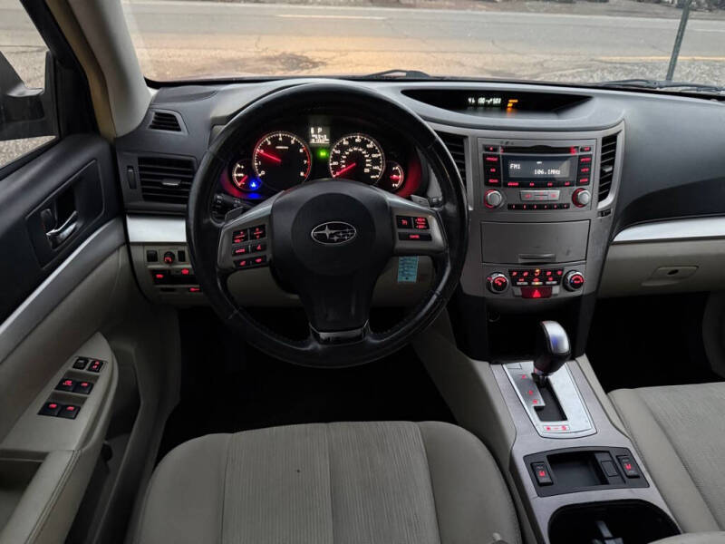 2013 Subaru Outback 2.5i Premium