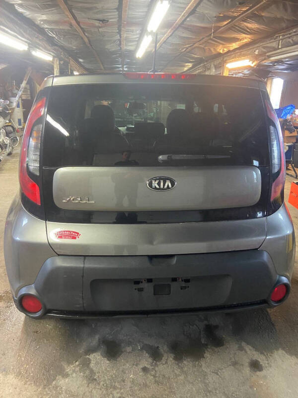 2014 Kia Soul +