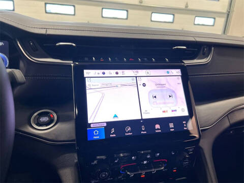 2025 Jeep Grand Cherokee Overland