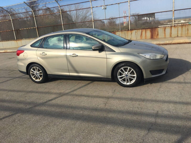 2015 Ford Focus SE photo 27