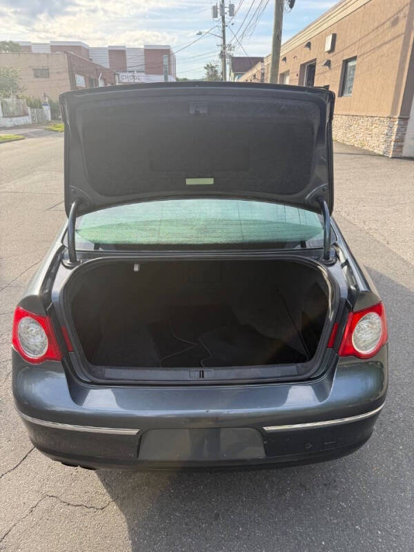 2010 Volkswagen Passat Komfort PZEV