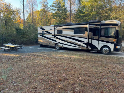 2008 Fleetwood RV Bounder for sale at UpCountry Motors in Taylors SC