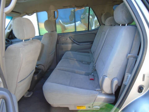 2005 Toyota Sequoia SR5