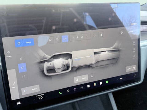 2023 Tesla Model X Standard Range