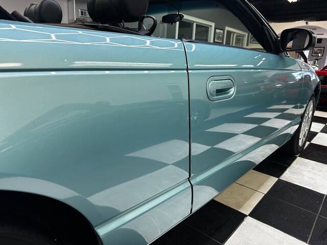 2002 Ford Thunderbird Deluxe