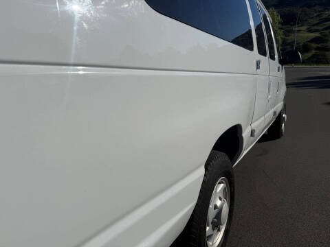 2002 Ford E-Series E-350 SD XLT