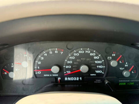 2004 Ford Explorer Eddie Bauer