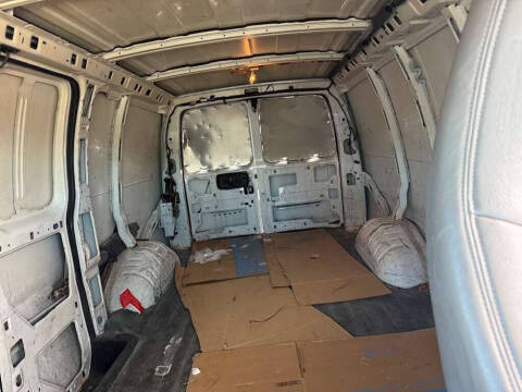 2014 Chevrolet Express 2500