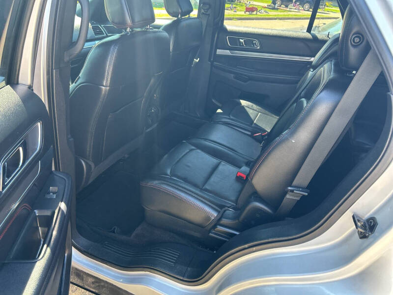 2018 Ford Explorer Sport