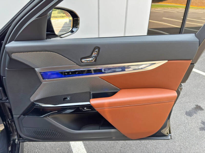 2024 BMW i7 eDrive50