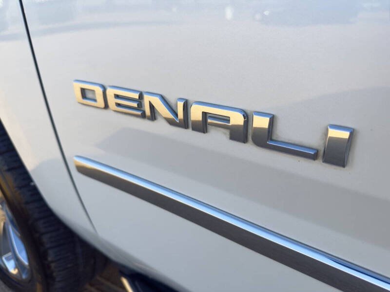 2016 GMC Yukon XL Denali