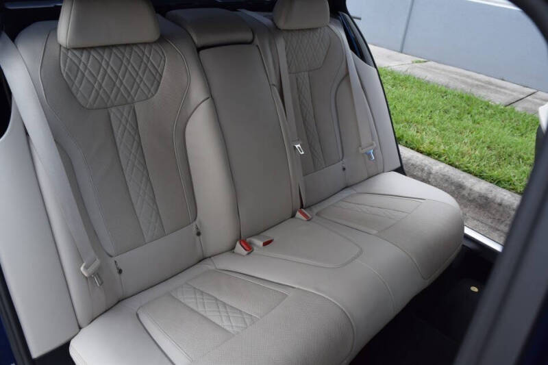 2017 BMW 7 Series ALPINA B7 xDrive