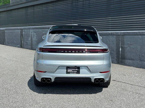 2026 Porsche Cayenne Coupe