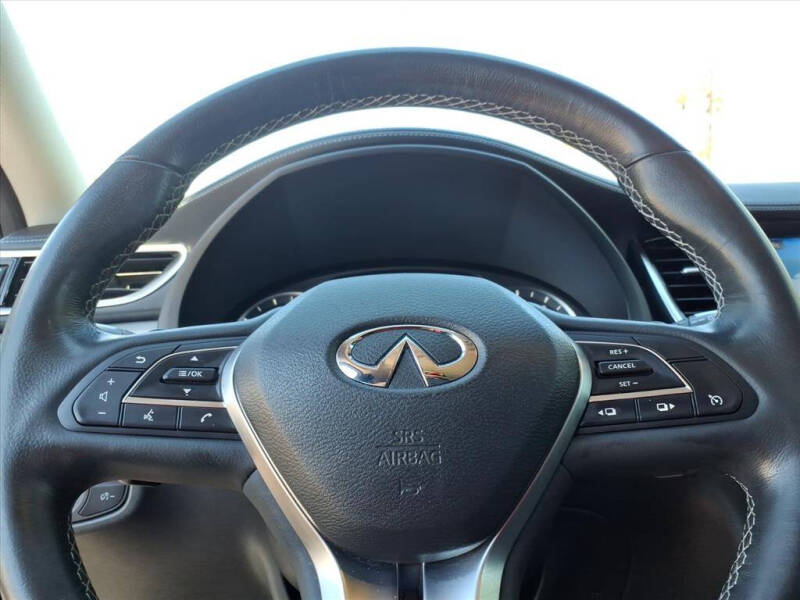 2019 Infiniti QX50 Essential