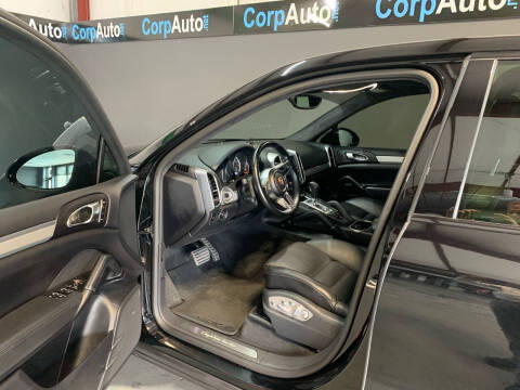 2017 Porsche Cayenne Turbo