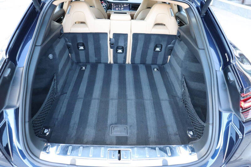 2018 Porsche Panamera 4 Sport Turismo