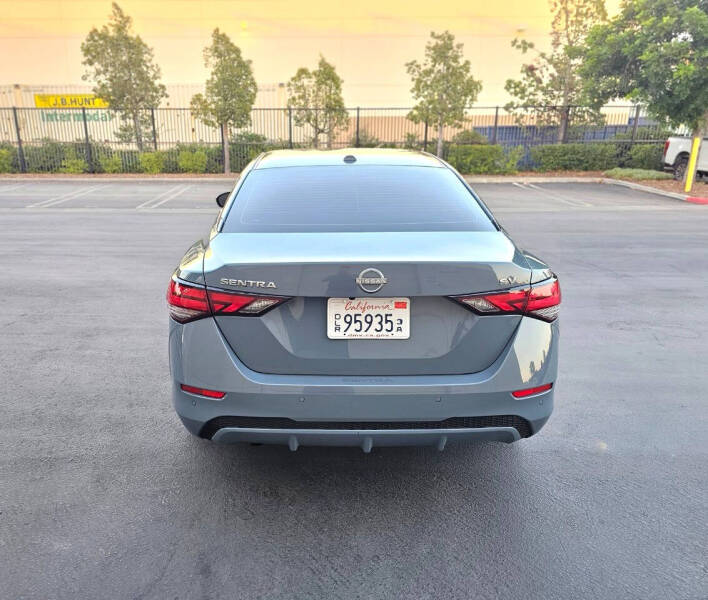 2024 Nissan Sentra SV