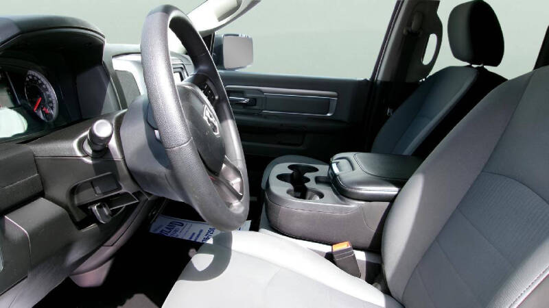 2024 RAM 1500 Classic
