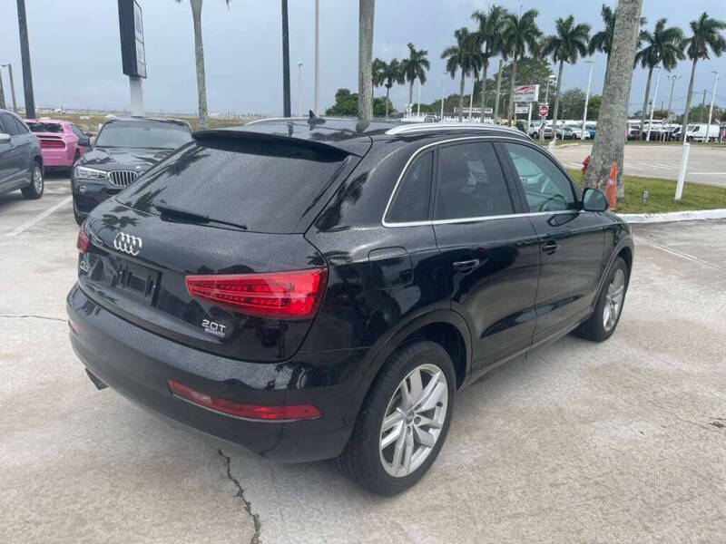 2016 Audi Q3 2.0T quattro Premium Plus