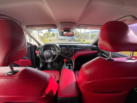 2019 Toyota Camry XSE