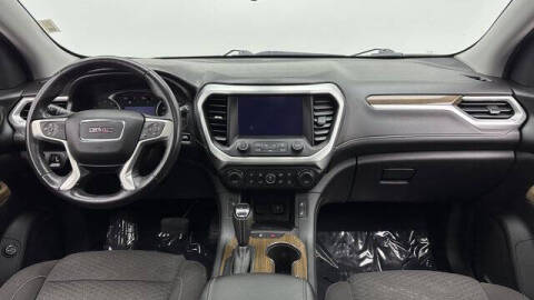 2017 GMC Acadia SLE-2