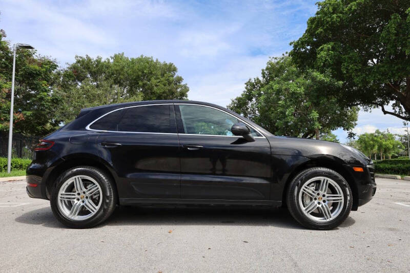 2015 Porsche Macan S