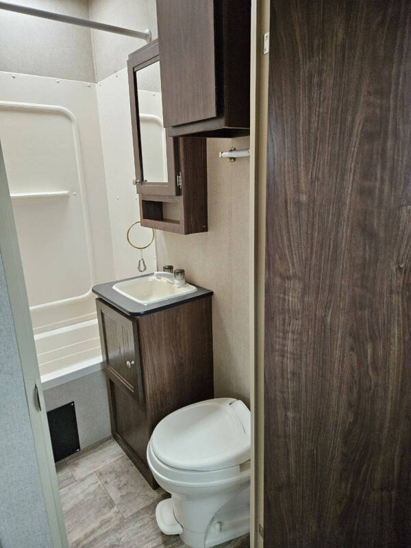 2017 Dutchmen Rubicon 3300 Toy Hauler