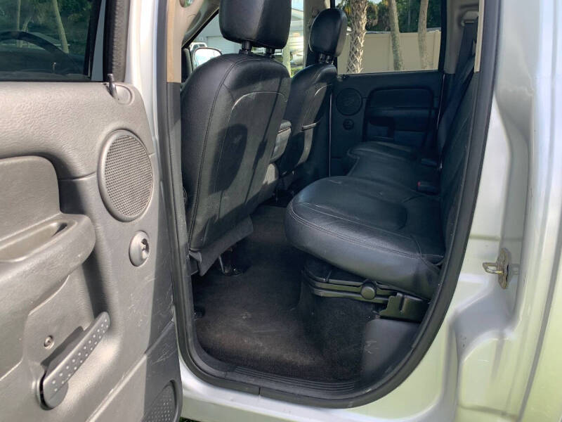 2005 Dodge Ram 1500 SLT