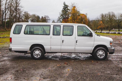 2014 Ford E-Series E-350 SD XLT