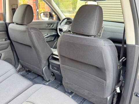 2025 Nissan Pathfinder S