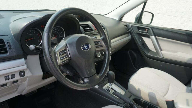 2015 Subaru Forester 2.5i