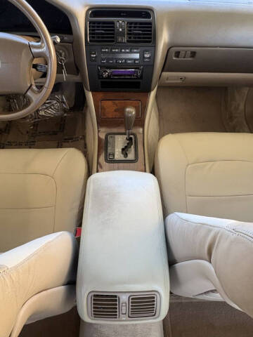 1995 Lexus LS 400