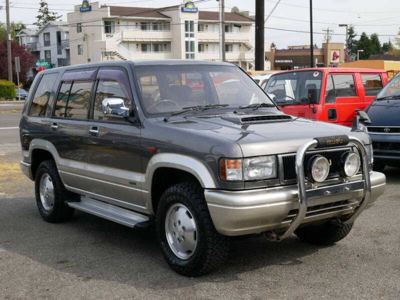 1993 Isuzu BIGHORN TROOPER for sale at JDM Car & Motorcycle LLC in Shoreline WA