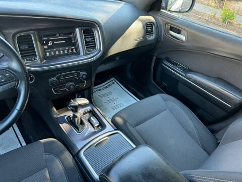 2018 Dodge Charger SXT