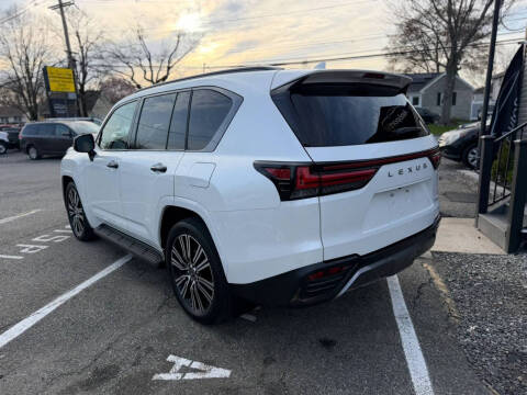 2023 Lexus LX 600 Luxury