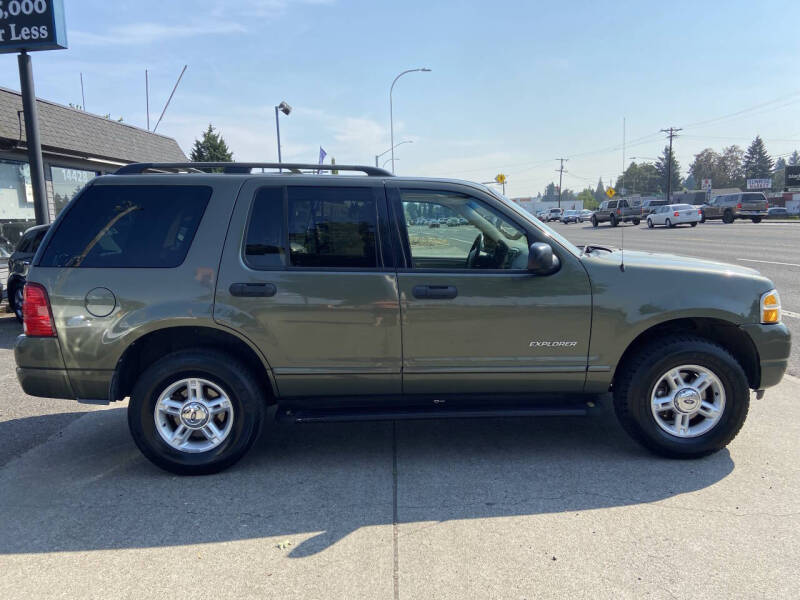 2004 Ford Explorer XLT
